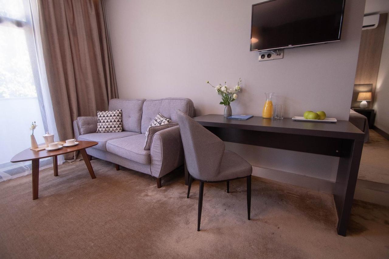 Abaash Hotel Afon New Athos Kültér fotó
