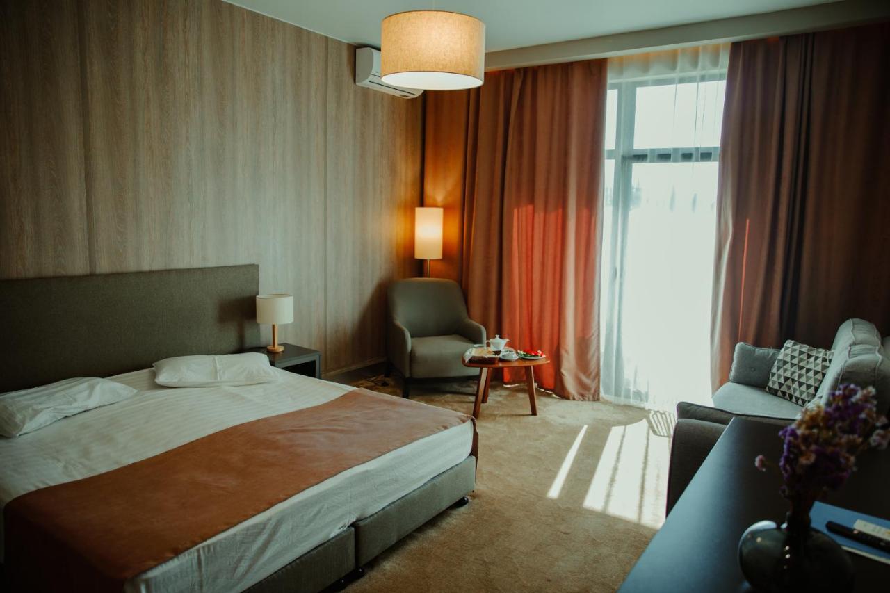 Abaash Hotel Afon New Athos Kültér fotó